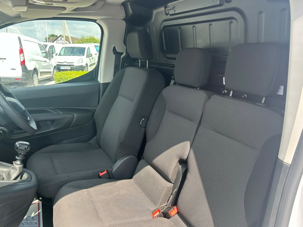 Peugeot Partner Professional Grey #15
