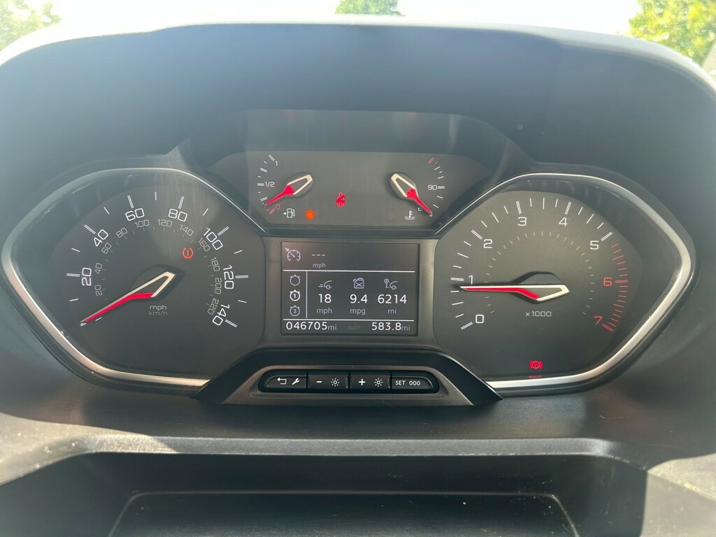 Peugeot Partner Professional Grey #9