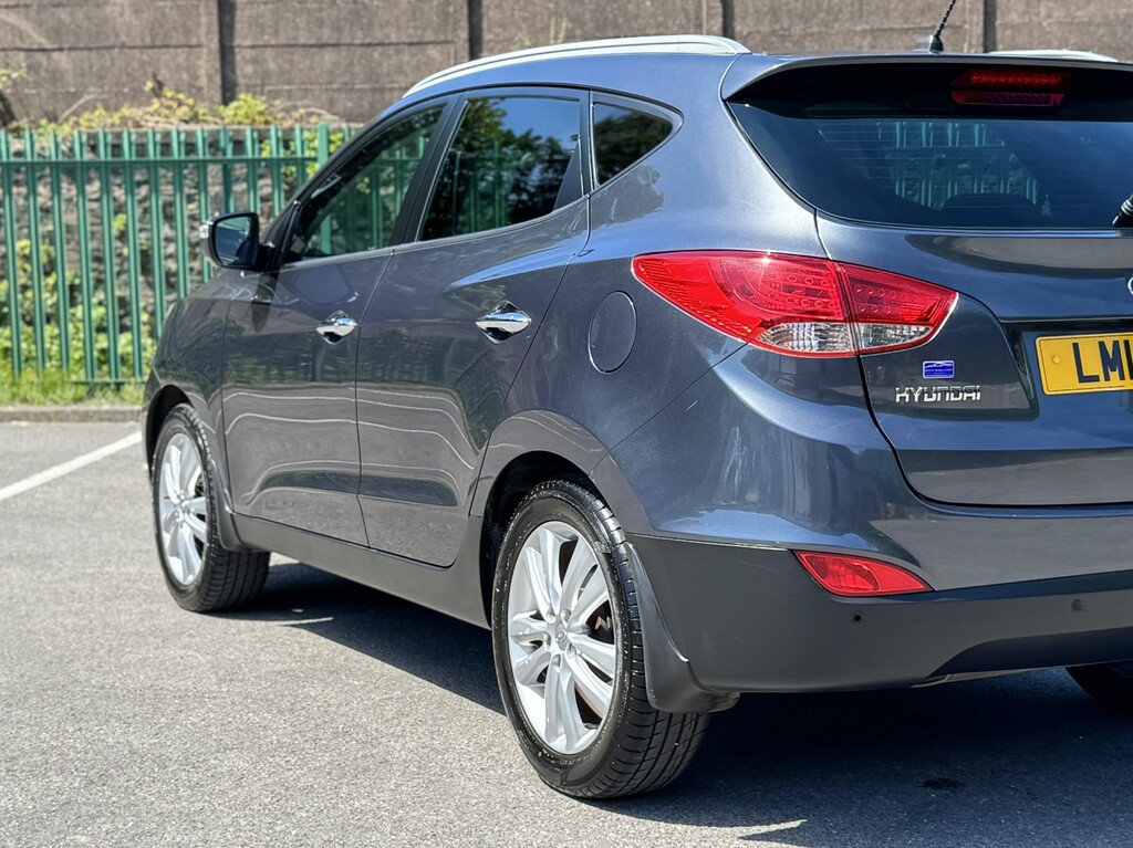 Hyundai Ix35 Suv 2.0 Crdi Premium Suv 4Wd Euro Black #18