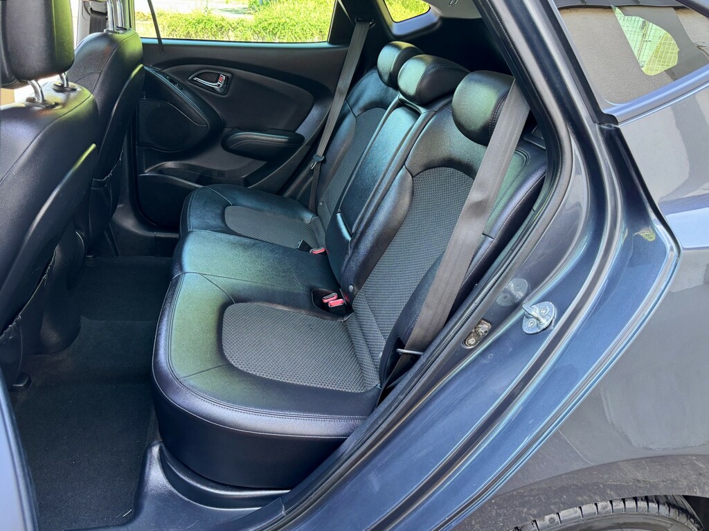 Hyundai Ix35 Suv 2.0 Crdi Premium Suv 4Wd Euro Black #7