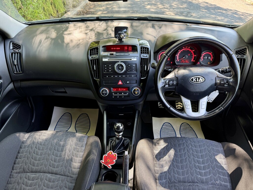 Kia Ceed 1.6 Crdi 3 Silver #5