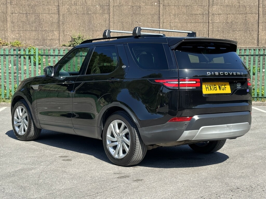 Land Rover Discovery 3.0 Td V6 Hse Black #2