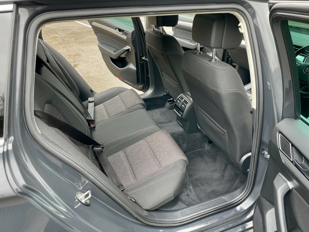 Volkswagen Passat R Line Tdi Bluemotion Silver #24