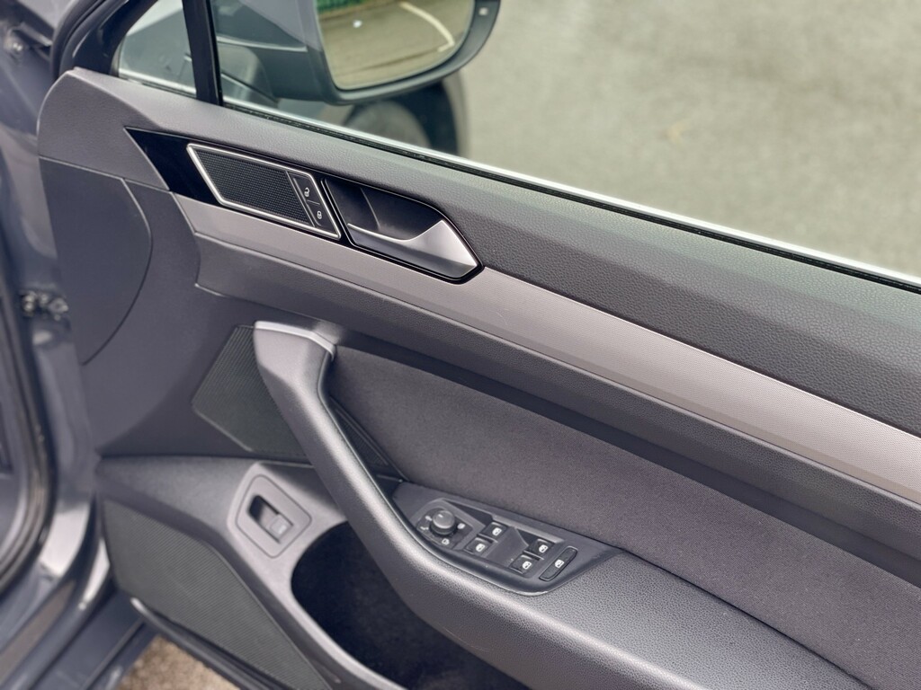 Volkswagen Passat R Line Tdi Bluemotion Silver #25