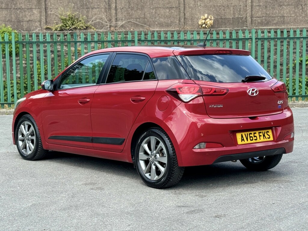 Hyundai I20 1.2 Premium Se Red #2