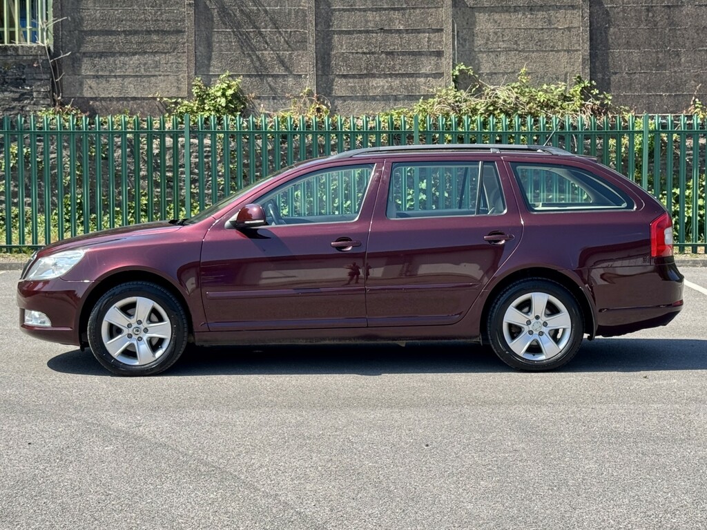 Skoda Octavia 1.6 Tdi Elegance Euro 5 Green #10