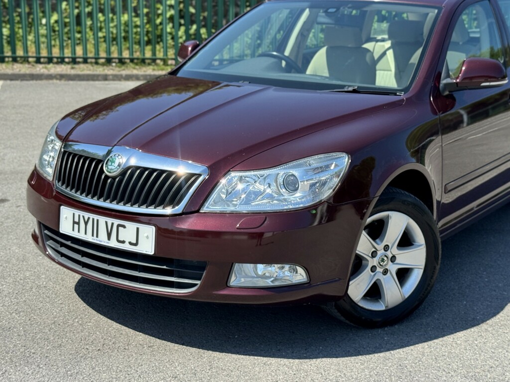 Skoda Octavia 1.6 Tdi Elegance Euro 5 Green #17