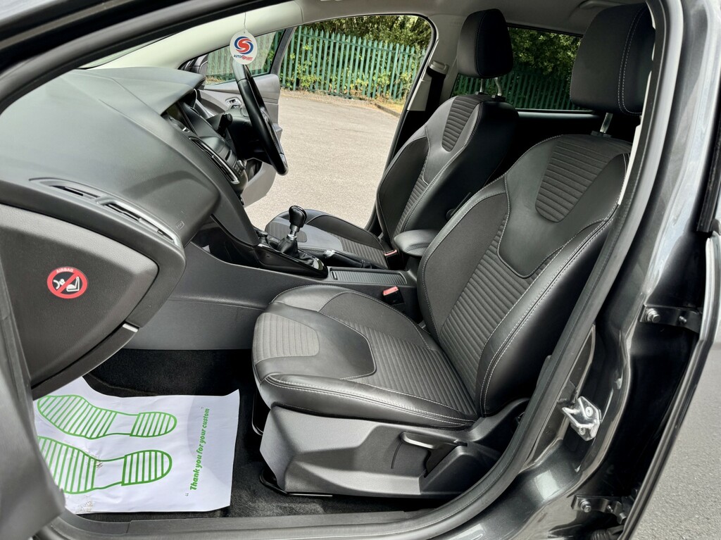 Ford Focus 1.5 Tdci Titanium X Grey #6