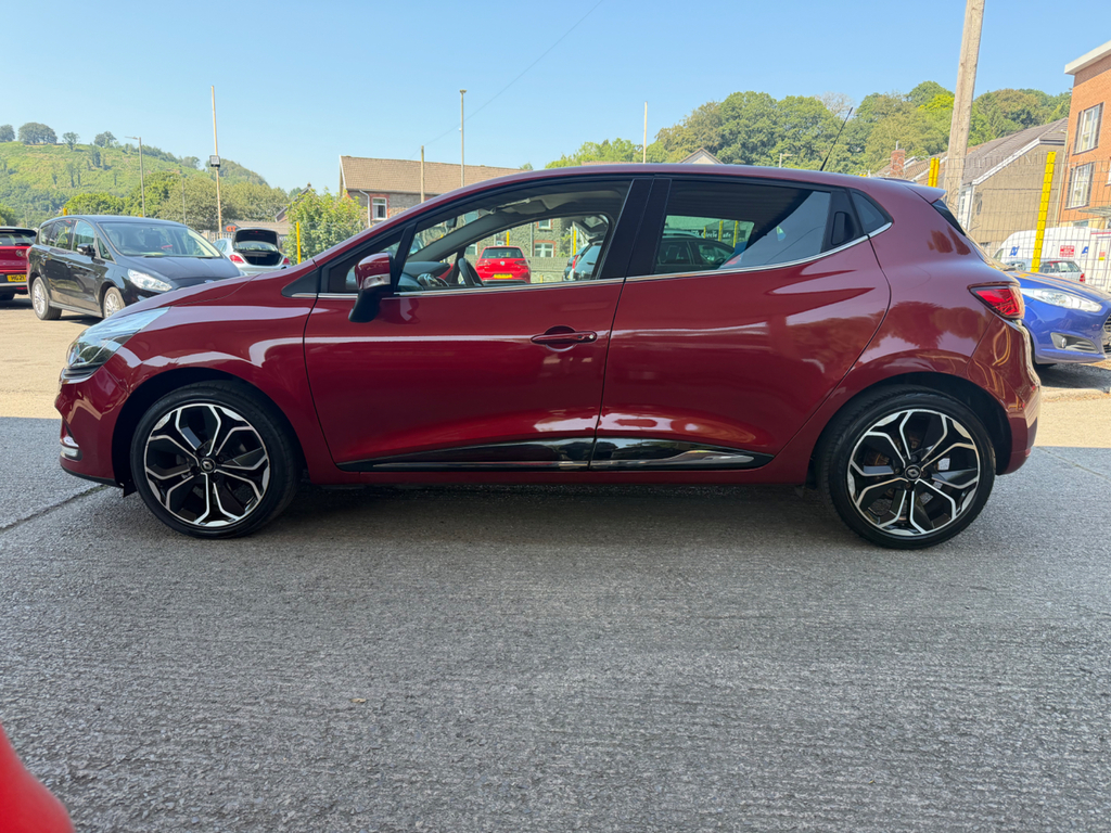 Renault Clio Iconic Tce HK19RHA Red #5