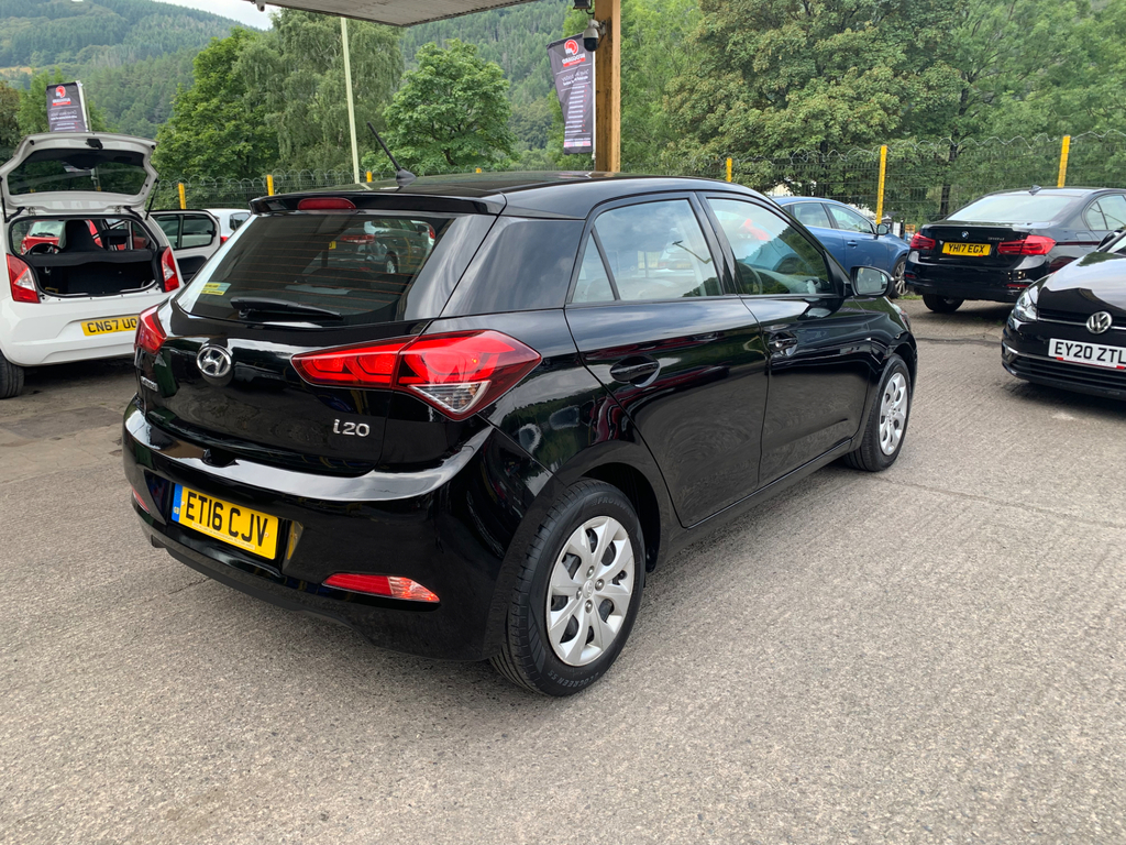 Hyundai I20 Mpi S Air ET16CJV Black #6
