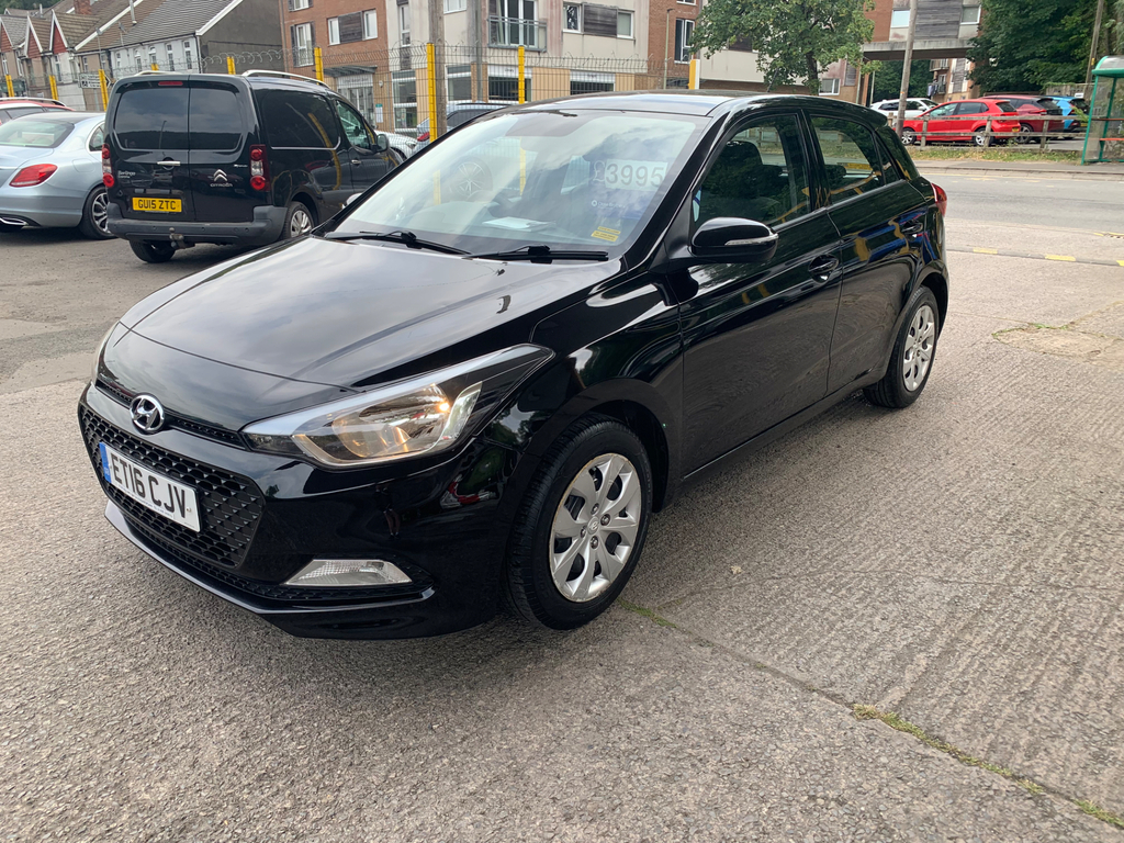 Hyundai I20 Mpi S Air ET16CJV Black #3