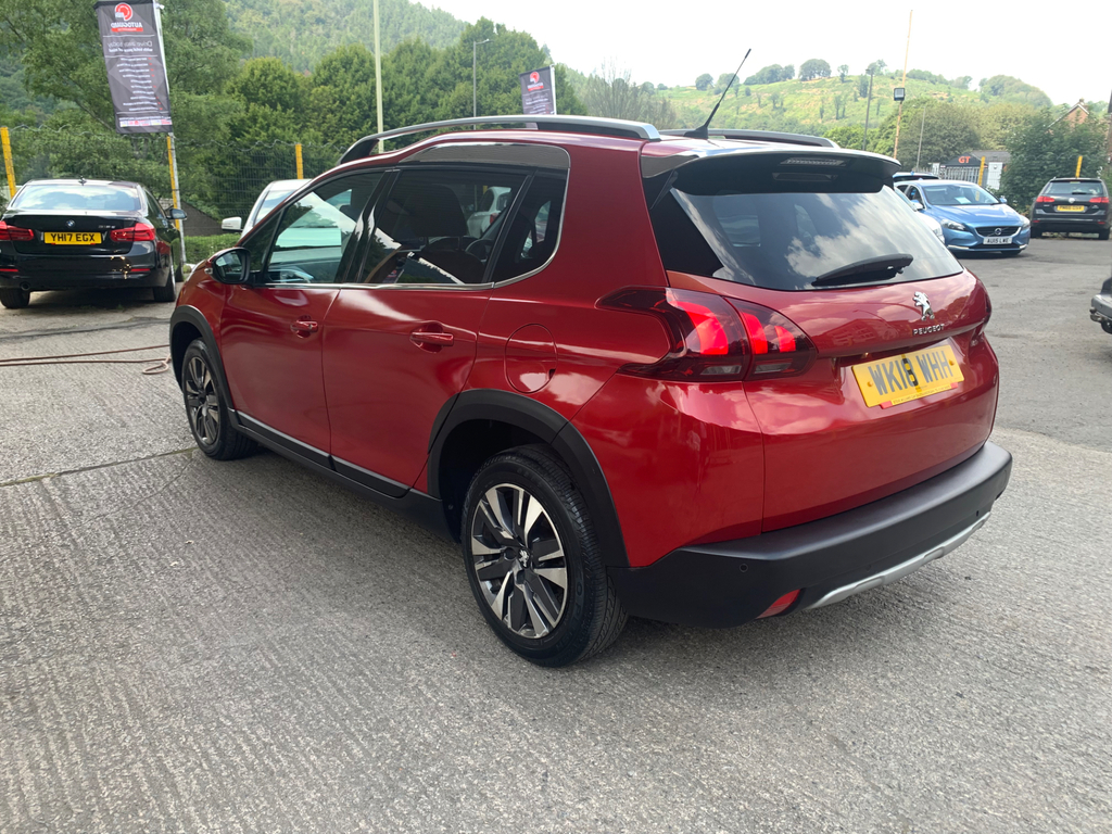 Peugeot 2008 Allure #5