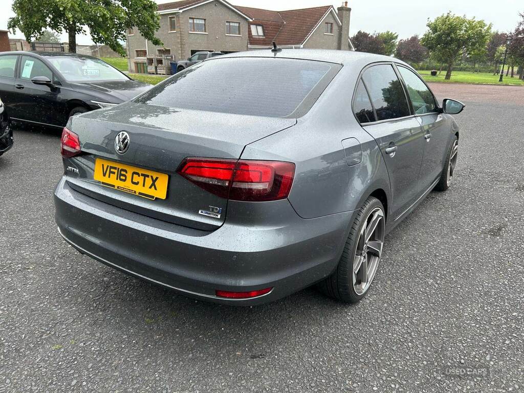 Volkswagen Jetta Se Blue #9