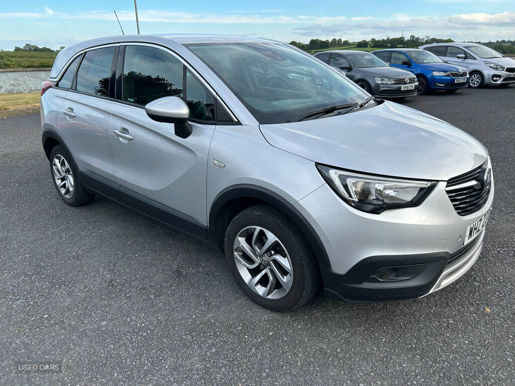 Vauxhall Crossland X 1.6 Turbo D Ecotec Tech Line Nav Start Stop WHZ2339 Silver