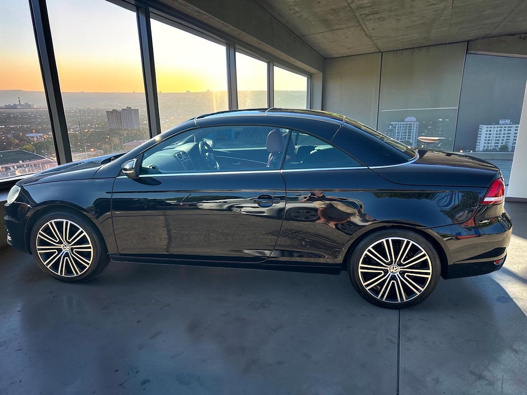 Volkswagen EOS Black #7