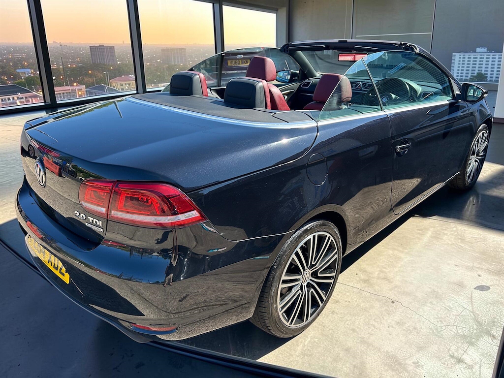 Volkswagen EOS Black #18