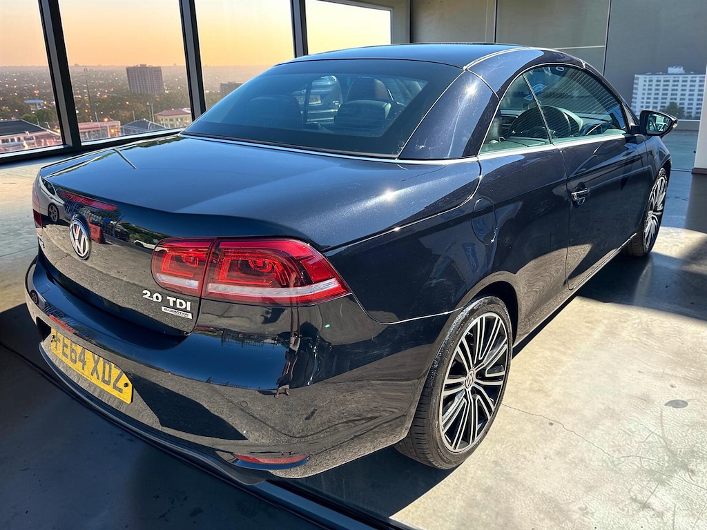 Volkswagen EOS Black #12