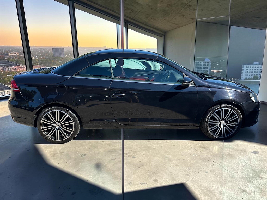 Volkswagen EOS Black #11