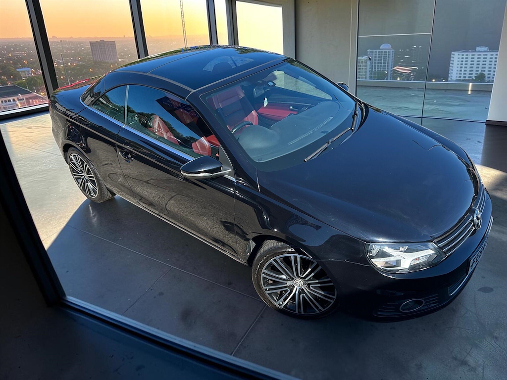 Volkswagen EOS Black #20