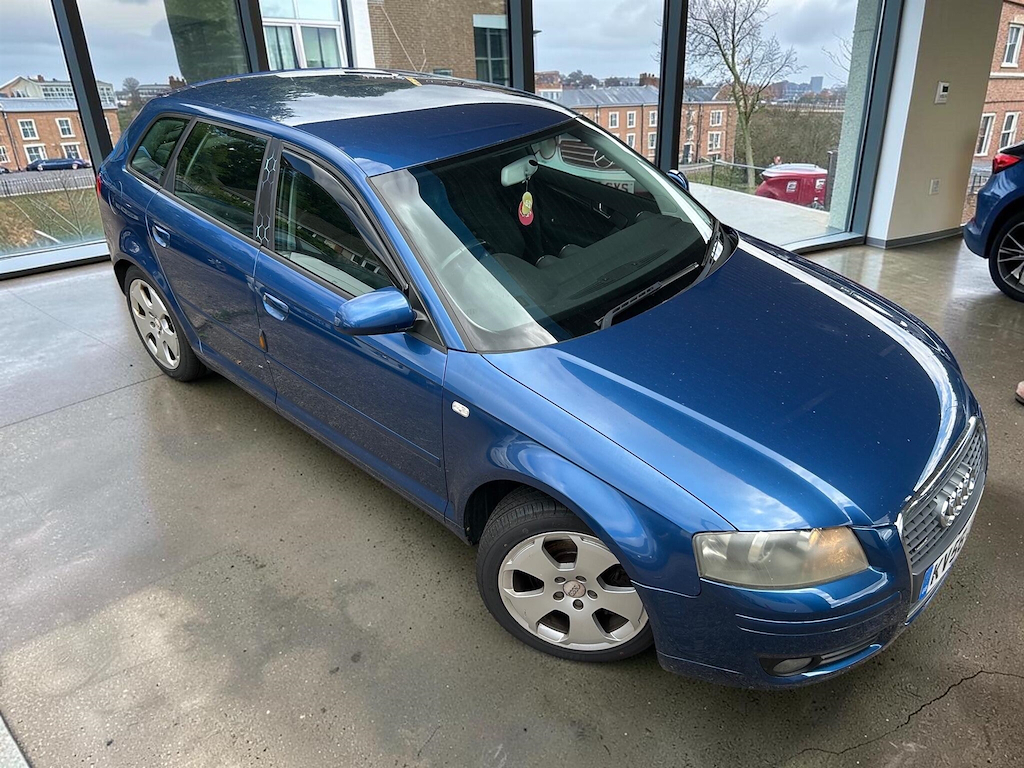 Audi A3 2.0 Tdi Sport Sportback Quattro Blue #4