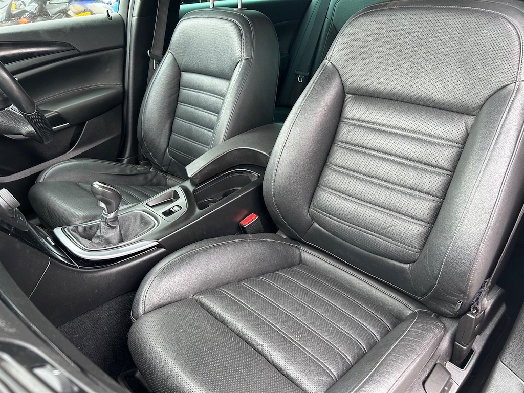 Vauxhall Insignia Sri Vx-line Cdti Ecoflex Ss Red #18