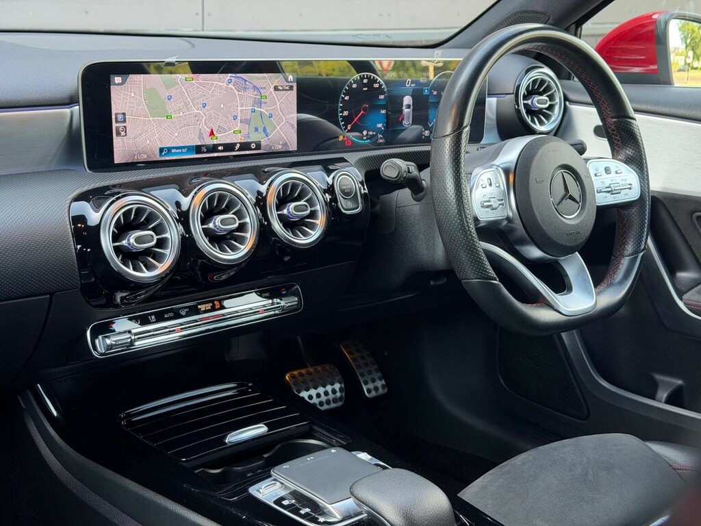 Mercedes-Benz A Class 1.3 A200 Amg Line Premium 7G-dct Euro 6 Ss Red #2