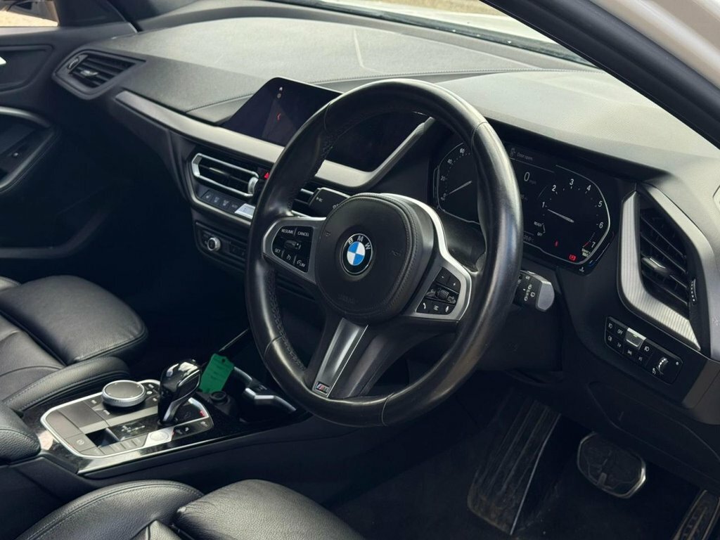 BMW 1 Series 1.5L M Sport LP69FHY White #3