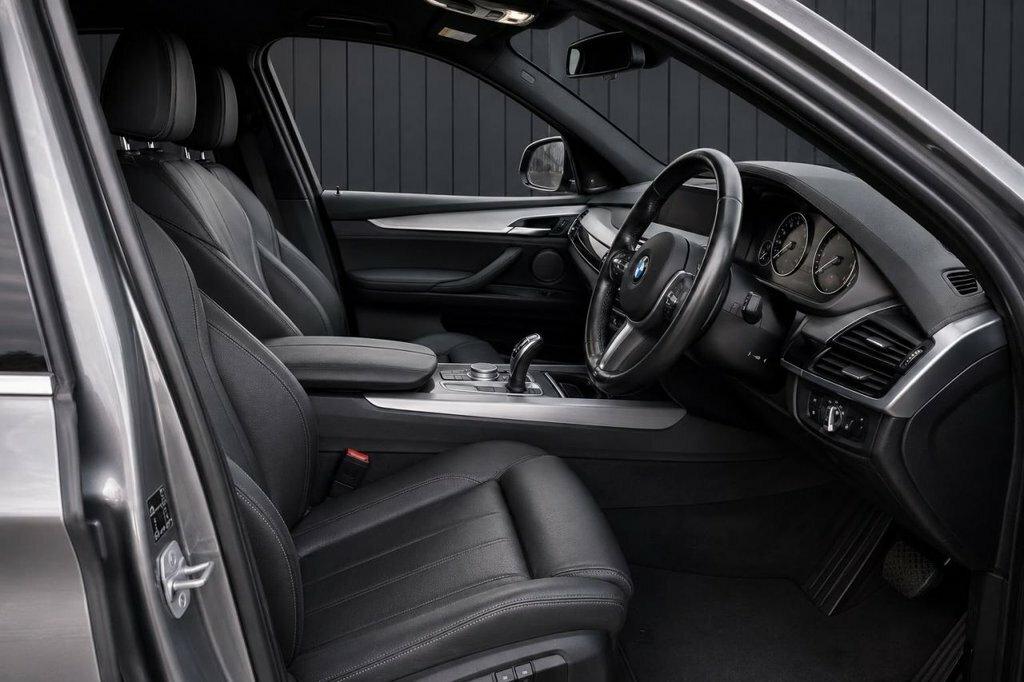 BMW X5 3L M Sport AV67KME Grey #3