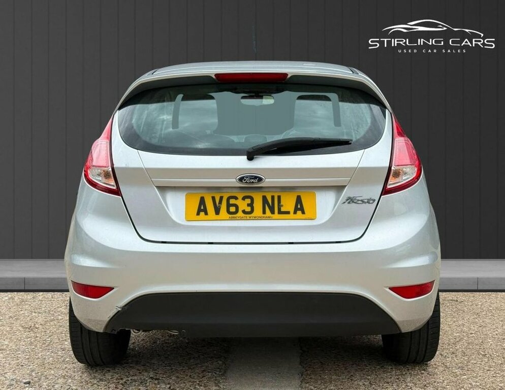 Ford Fiesta 1.5L Style Silver #6