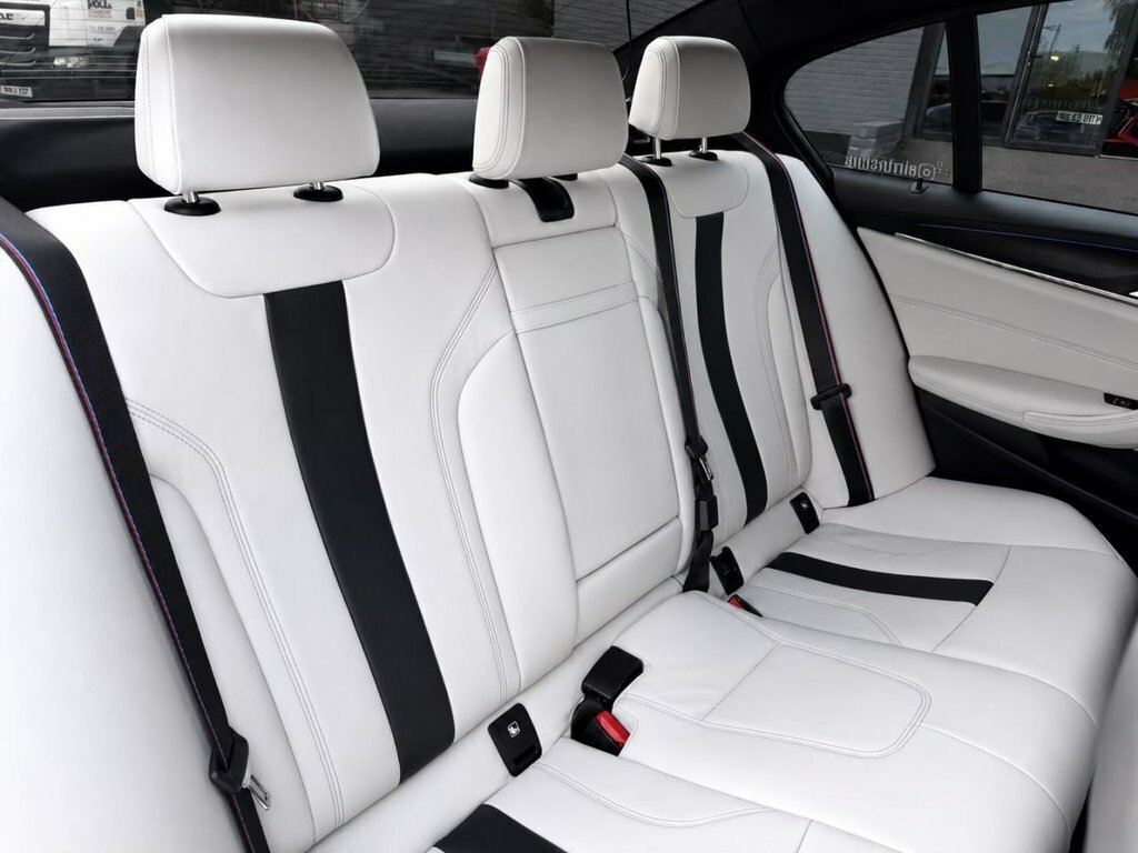 BMW M5 4.4L Competition Grey #4