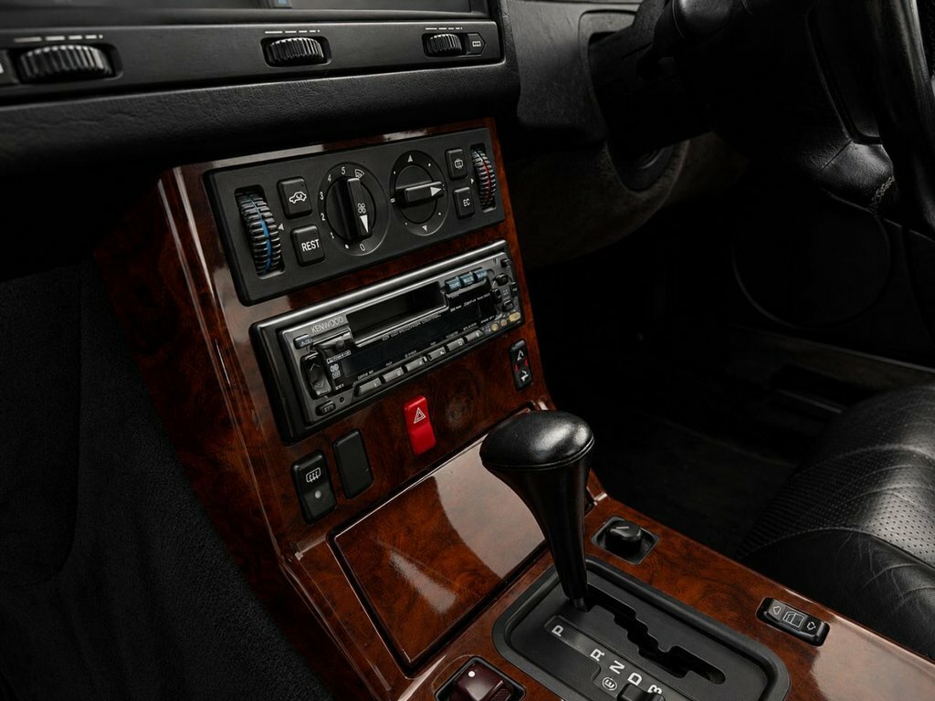 Mercedes-Benz SL Class 3L Null Black #6