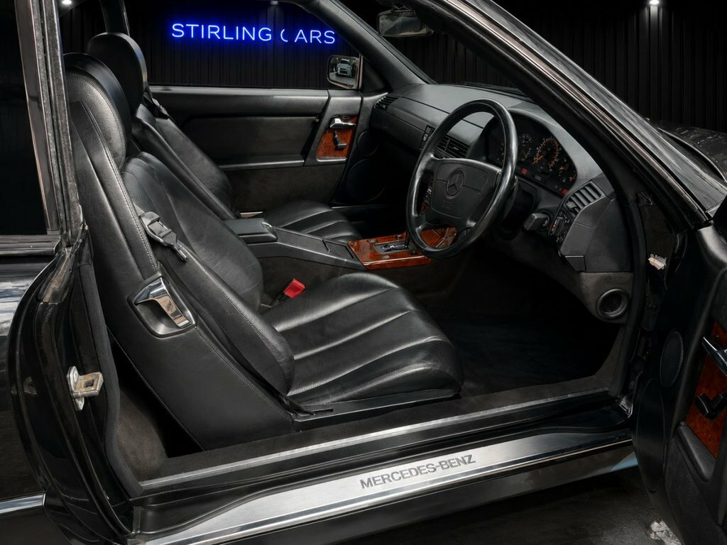 Mercedes-Benz SL Class 3L Null Black #3
