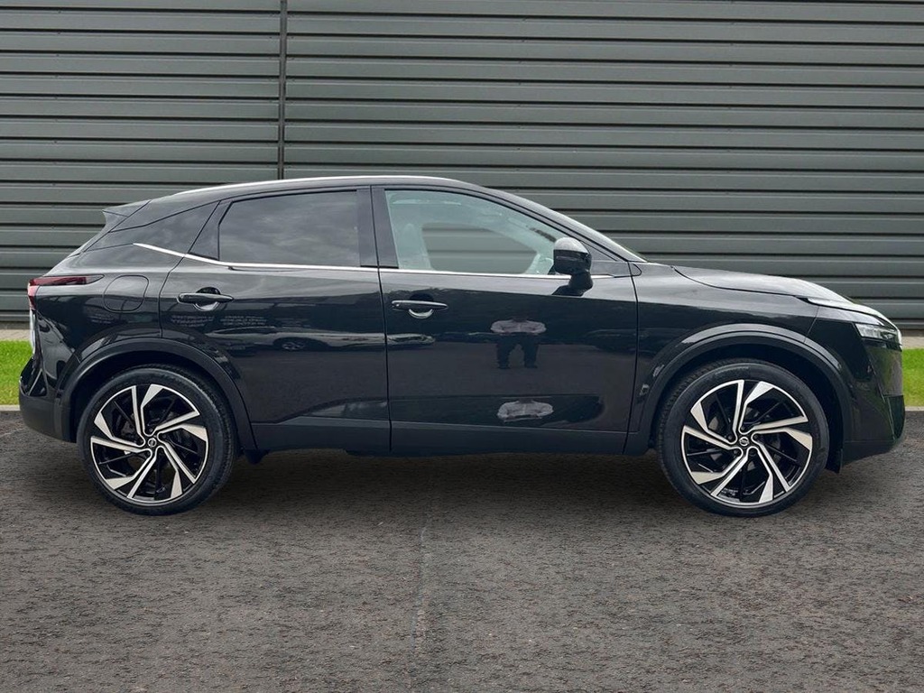Nissan Qashqai 1.3 Dig T Mhev Tekna Plus Suv Hybrid Xt GY22BFM Black #4