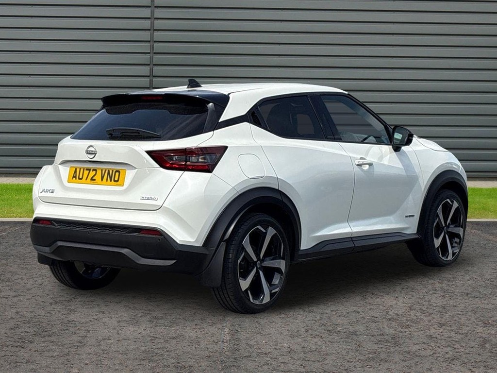 Nissan Juke 1.6 Tekna Suv Hybrid White #3