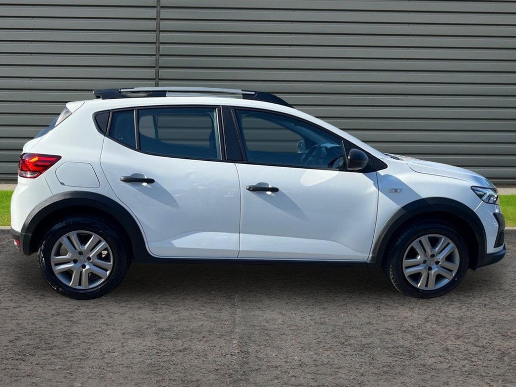 Dacia Sandero Stepway 1.0 Tce Essential Hatchback GF22ZRU White #4