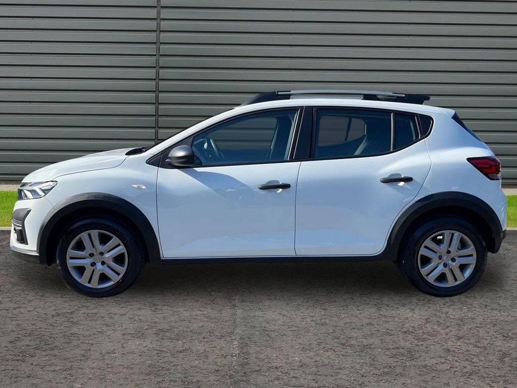 Dacia Sandero Stepway 1.0 Tce Essential Hatchback GF22ZRU White #5