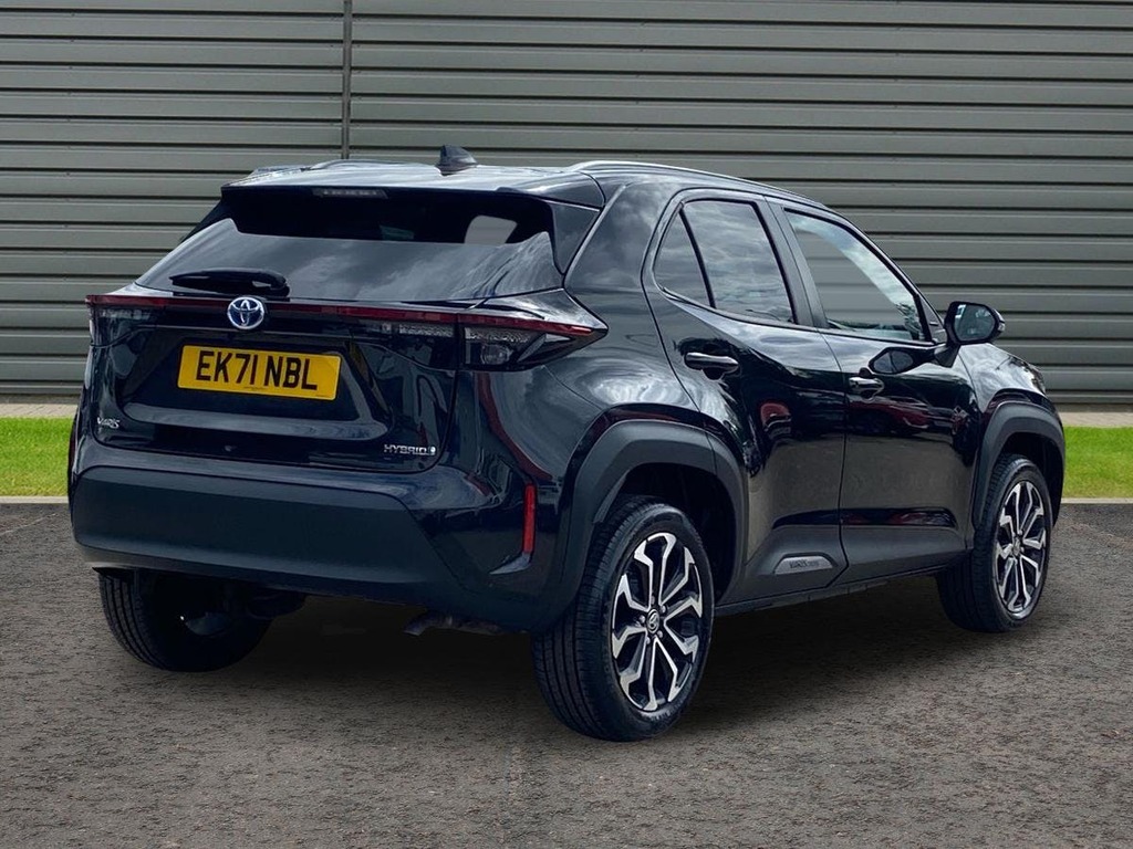 Toyota Yaris Cross 1.5 Vvt-h Design Suv Hybrid E Cvt Black #3