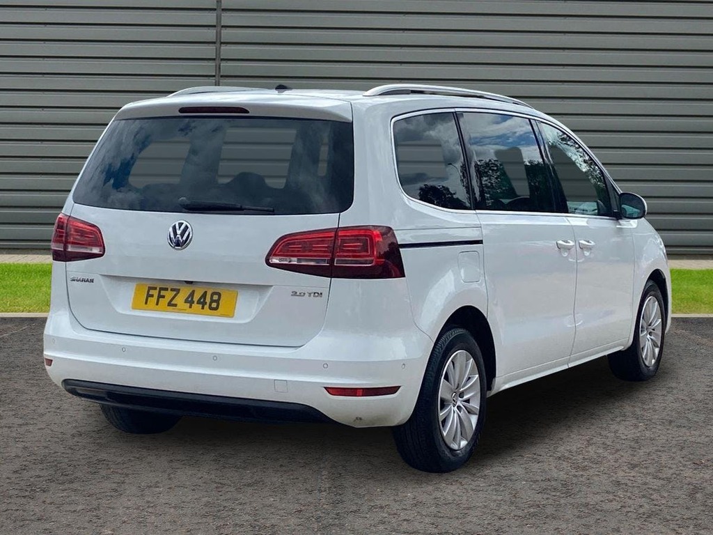 Volkswagen Sharan 2.0 Tdi Se Nav Mpv Dsg White #3