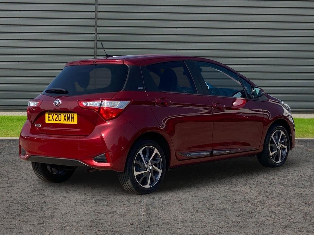 Toyota Yaris 1.5 Vvt I Y20 Bi Tone Hatchback Red #3