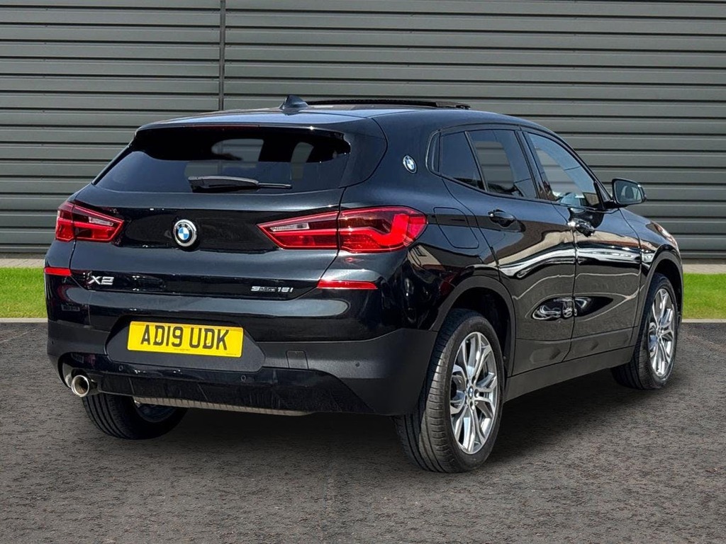 BMW X2 1.5 18I Sport Suv Sdrive Black #3