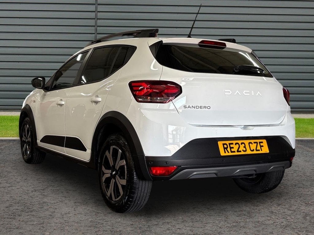 Dacia Sandero Stepway 1.0 Tce Journey Hatchback RE23CZF White #5
