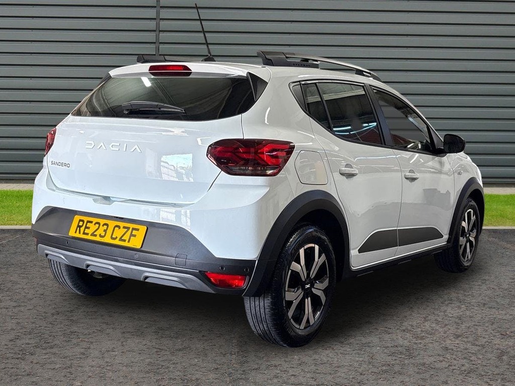 Dacia Sandero Stepway 1.0 Tce Journey Hatchback RE23CZF White #3