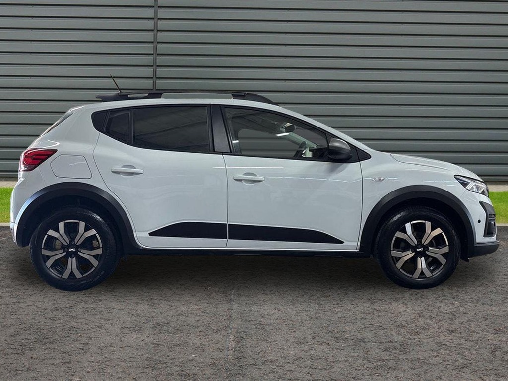 Dacia Sandero Stepway 1.0 Tce Journey Hatchback RE23CZF White #2