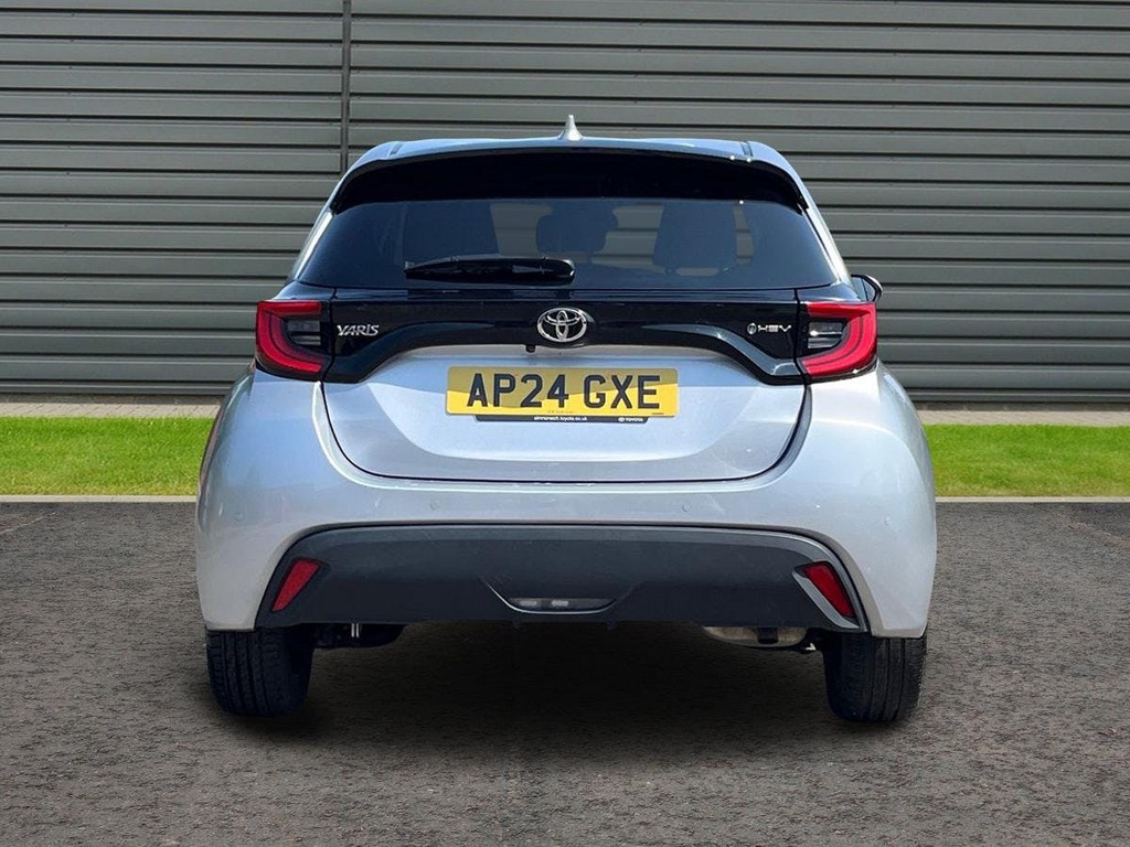 Toyota Yaris 1.5 Vvt-h Design Hatchback Hybrid E Cvt AP24GXE Silver #4