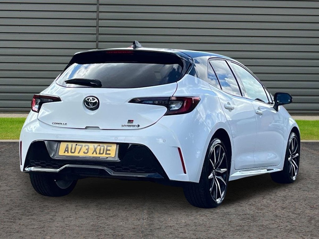 Toyota Corolla 2.0 Vvt-h Gr Sport Hatchback Hybrid Cvt White #3