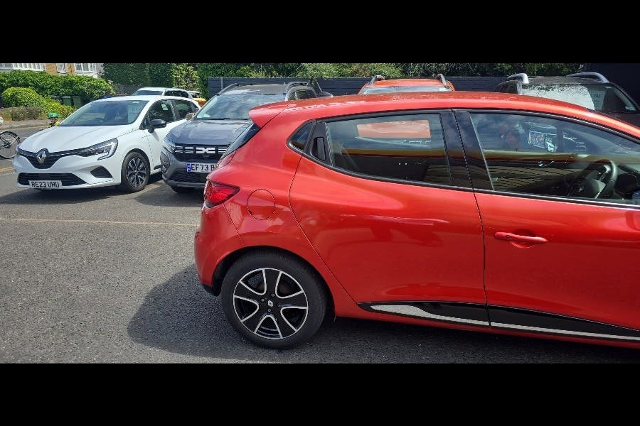 Renault Clio 0.9 0.9 Tce Dynamique Medianav Hatchback Petro Red #2