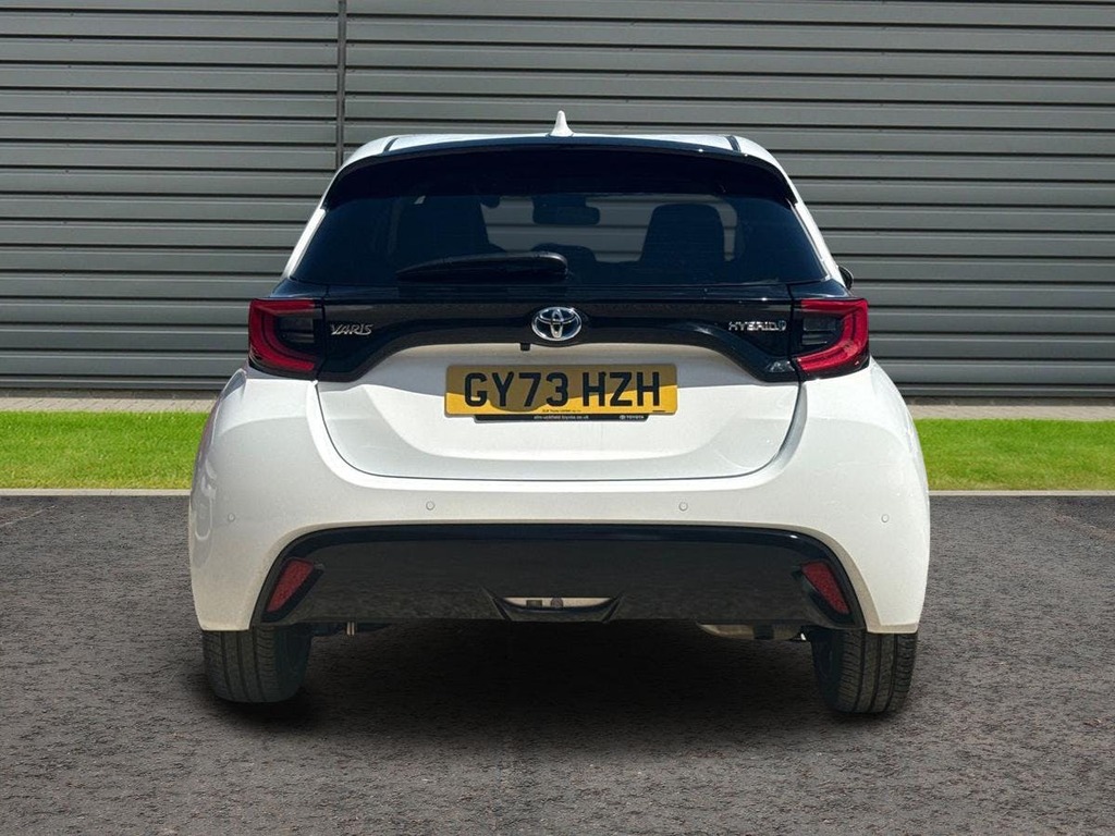 Toyota Yaris 1.5 Vvt-h Excel Hatchback Hybrid E Cvt GY73HZH White #4