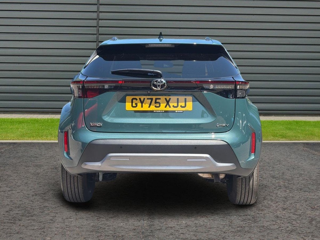 Toyota Yaris Cross 1.5 Vvt-h Excel Suv Hybrid E Cvt Green #4