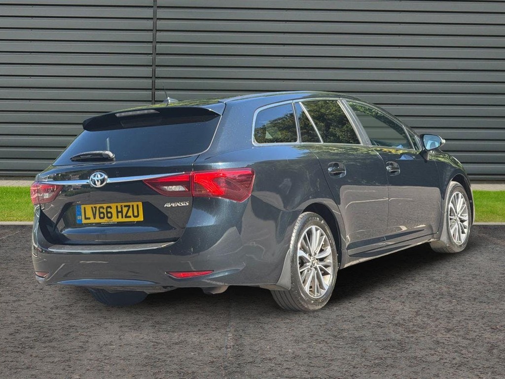 Toyota Avensis 2.0 D Business Edition Plus Touring Sports Grey #3