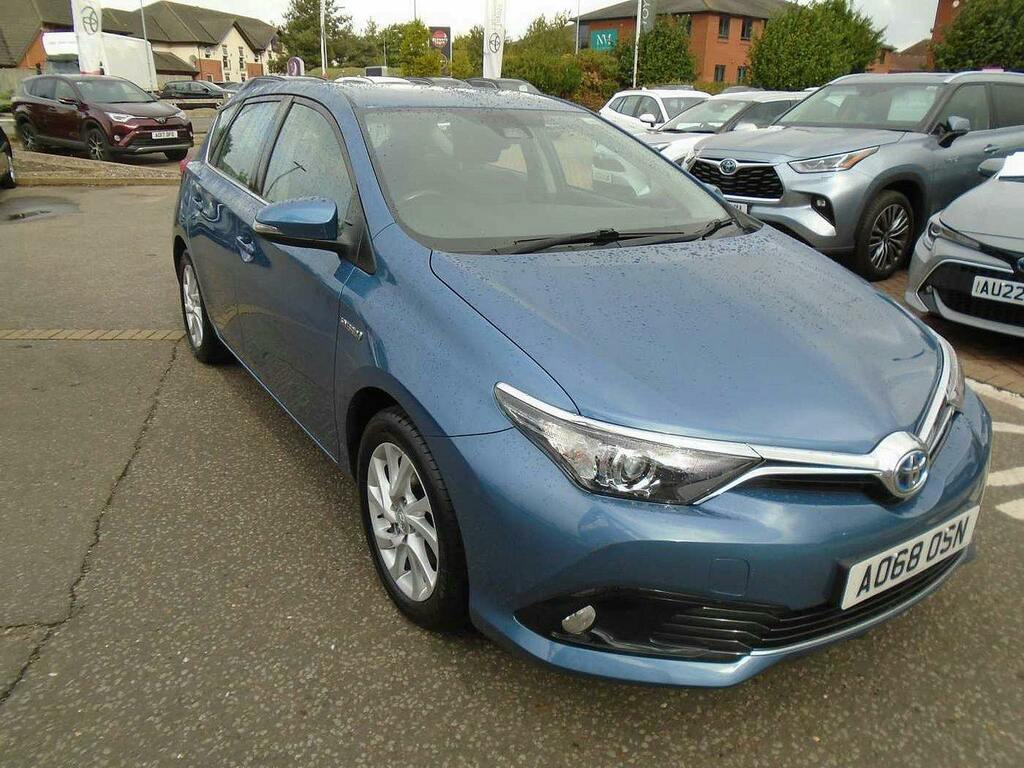 Toyota Auris 1.8 Vvt-h Icon Tech Hatchback Hybrid Cv Blue